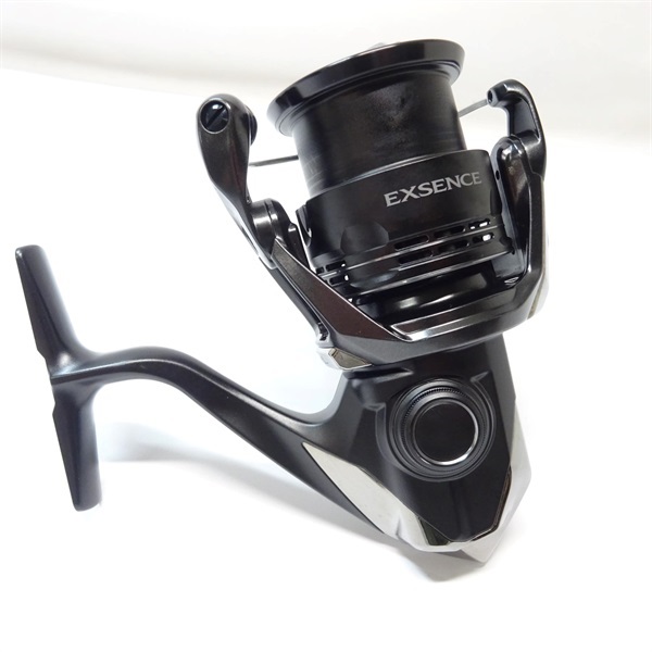 ２５エクスセンス３０００ＭＨＧ